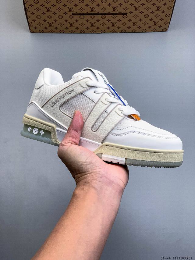 路易威登 Louis Vuitton Lv路易威登板鞋 DDD 乘风破浪的姐姐争先种草款,舒适透明底和百搭性霸屏整个时尚娱乐圈，正品1:1套楦复刻，细节调整完美