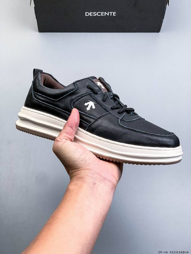 公司级！迪桑特Descente Chron Racer 舒适百搭 防滑耐磨 低帮 生活休闲鞋 DDD 0122126D44 DDD