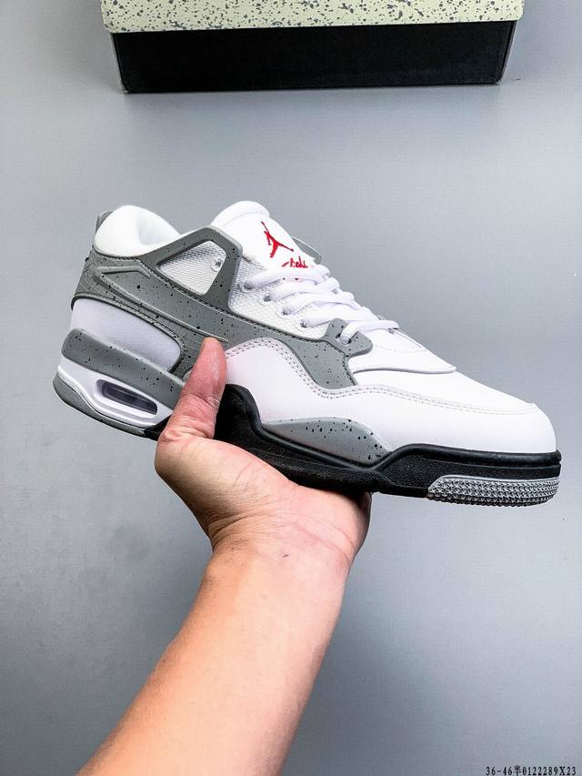 Air Jordan Aj4 Rm 重制版低帮复古篮球鞋 实拍首发 DDD 采用了低帮的设计 并保留了众多Aj4的经典元素 DDD 鞋身以皮革 麂皮材质拼接打造