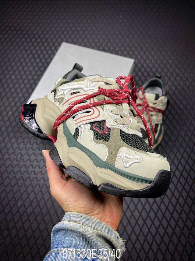 DDD Ggcc 2026春季 新款上新 DDD 张艺凡同款 Gg-Cc 反叛星球 DDD 5.5Cm厚底增高 春季新款做旧老爹鞋 DDD 鞋子颜色很好看上脚舒