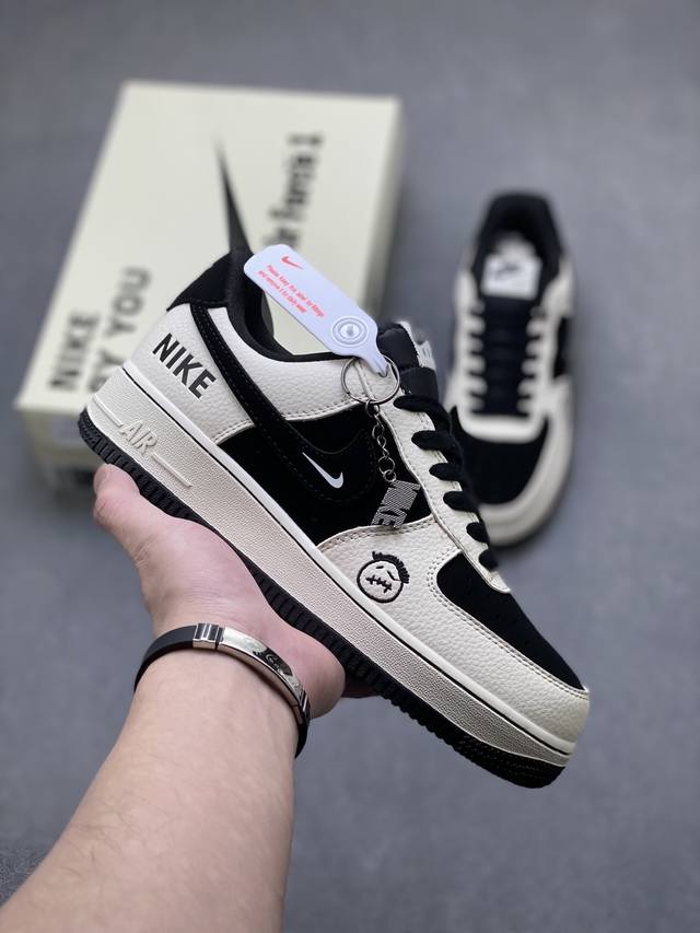 海外限量发售！公司级Nike Air Force 1 '07 Low 空军一号低帮 运动鞋 休闲鞋 折边针车 工艺难度大 原楦头原纸板 原装鞋盒 定制五金配件
