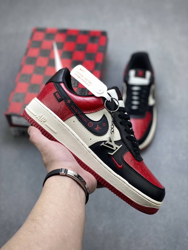 海外限量发售！公司级Nike Air Force 1 '07 Low 空军一号低帮 运动鞋 休闲鞋 折边针车 工艺难度大 原楦头原纸板 原装鞋盒 定制五金配件