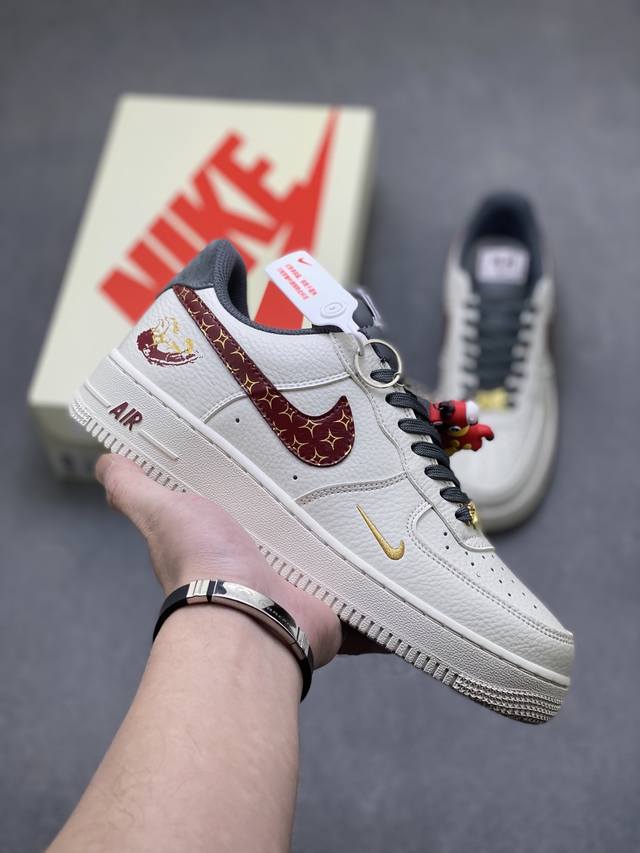 海外限量发售！公司级Nike Air Force 1 '07 Low 空军一号低帮 运动鞋 休闲鞋 折边针车 工艺难度大 原楦头原纸板 原装鞋盒 定制五金配件
