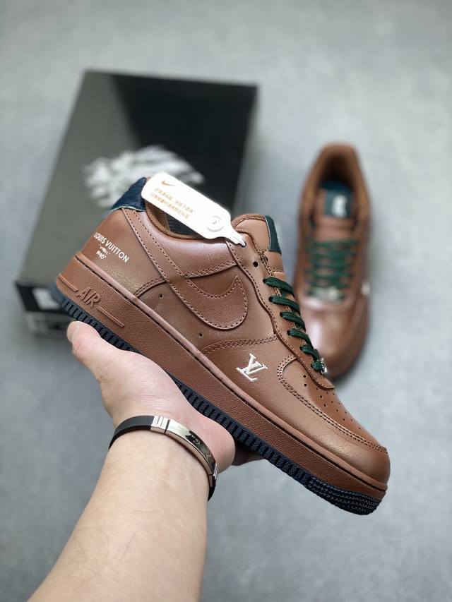 海外限量发售！公司级Nike Air Force 1 '07 Low 空军一号低帮 运动鞋 休闲鞋 折边针车 工艺难度大 原楦头原纸板 原装鞋盒 定制五金配件