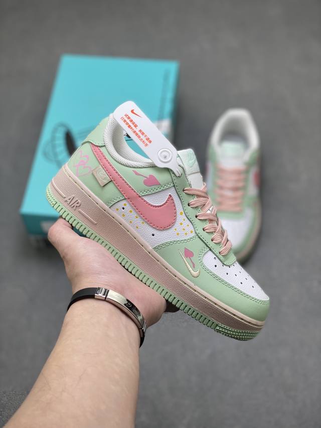 海外限量发售！公司级Nike Air Force 1 '07 Low 空军一号低帮 运动鞋 休闲鞋 折边针车 工艺难度大 原楦头原纸板 原装鞋盒 定制五金配件