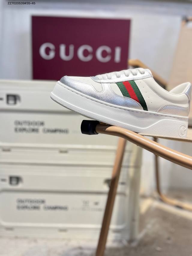 Gucci古驰 皮革 织蒂细节 圆头系带厚底 低帮板鞋 男女款 DDD 时尚撞色 拼接头层牛皮可感知的柔软皮料，舒适脚感轻松学控，侧面撞色织带点亮视觉焦点 DD