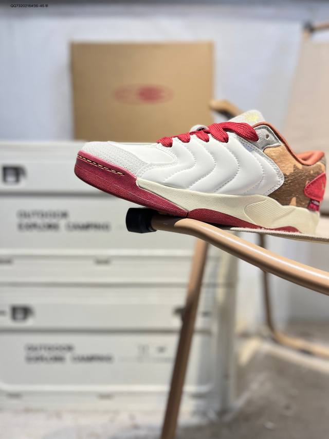 马年限定 Nike 耐克2025冬季新款 Jordan Session 简约舒适 运动休闲篮球鞋 DDD 延续90年代滑板鞋的面包轮廓造型，采用全皮质鞋身内衬加