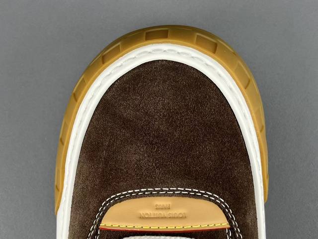 渠道优势 ！ DDD God版 Lv Louis Vuitton Tilted 绒面圆头系带 低帮 板鞋 男款 棕色 DDD 尺码 39 40 41 42 43