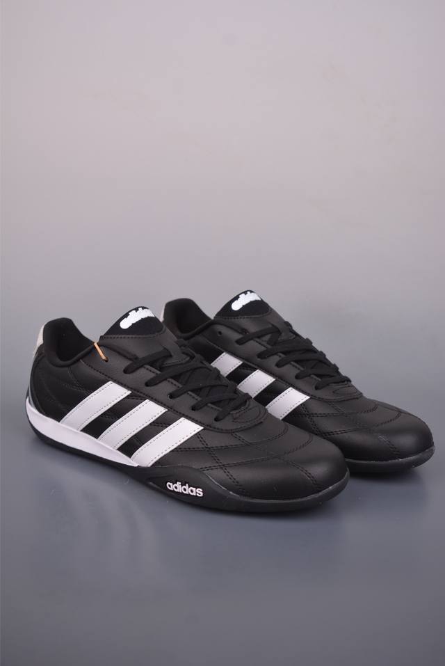阿迪达斯Adidas Adiracer 2026 DDD 三叶草复古防滑耐磨低帮运动鞋 DDD 亮眼三色条纹元素缀以舒适鞋面 DDD 赋予了独特的个性美学 DD