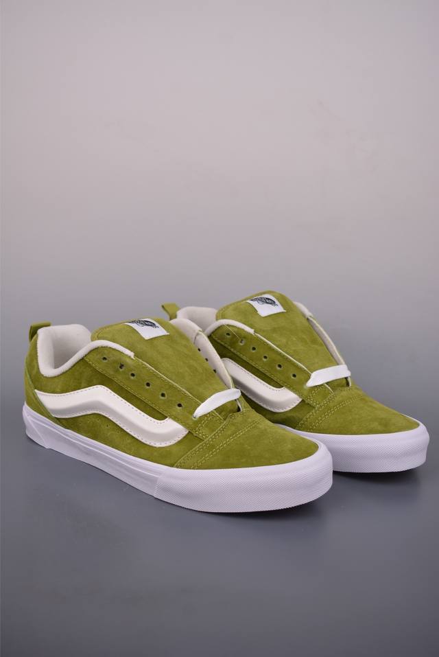 Vans Knu Skool 牛油果绿 DDD 2026新款 复古休闲胖胖面包鞋 DDD 肥胖版大Logo原版全皮猪八面料 DDD 货号：Vn000D22Emb
