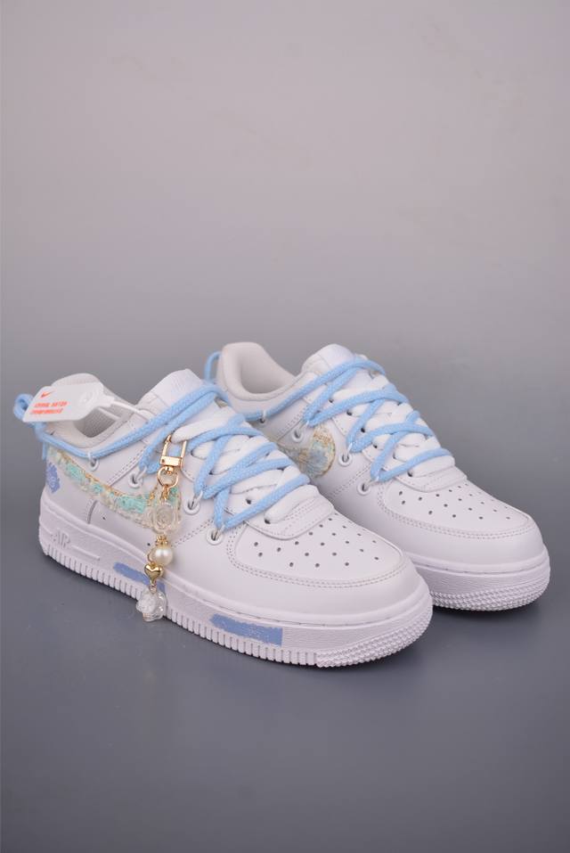 Nike Air Force 1 Low 奶蓝小香风 解构绑带 DDD 原楦头原纸板 打造纯正空军版型 DDD 专注外贸渠道 全掌内置蜂窝气垫 DDD 原盒配件