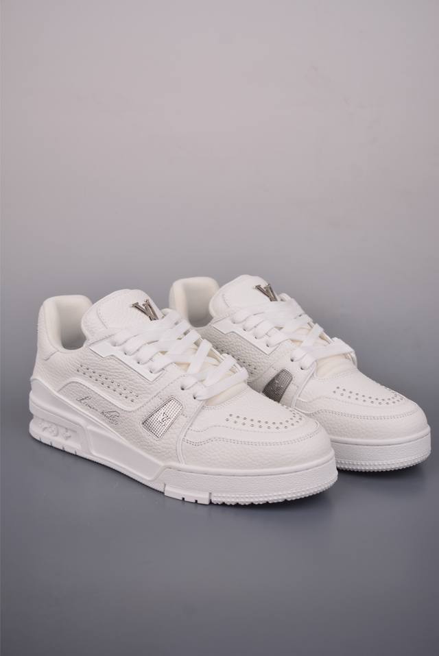 Louis Vuitton 路易威登 DDD Lv Trainer 顶级莞产 DDD 原楦原纸版开模，鞋型立体饱满 DDD 零毛边、零溢胶、零线头瑕疵 DDD