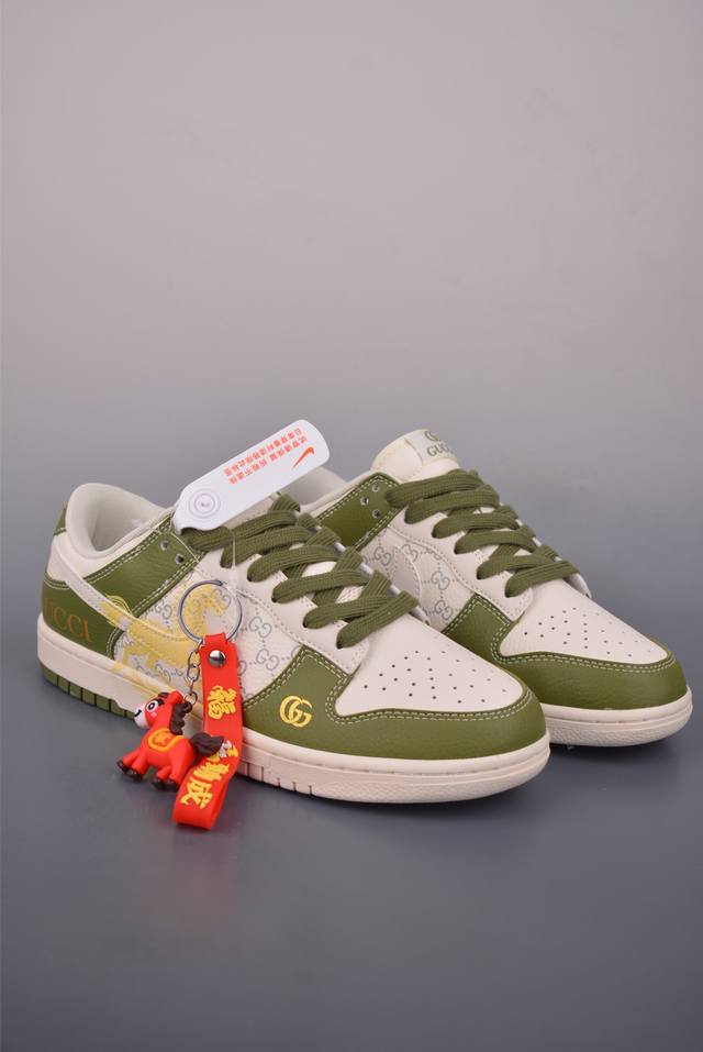 Nike Sb Dunk Low 马年限定 DDD 纯原大厂出品 极力推荐 DDD 原装头层材料 独家版型蒸餾加工 DDD 帶來的是更好的视觉和脚感体验 DDD