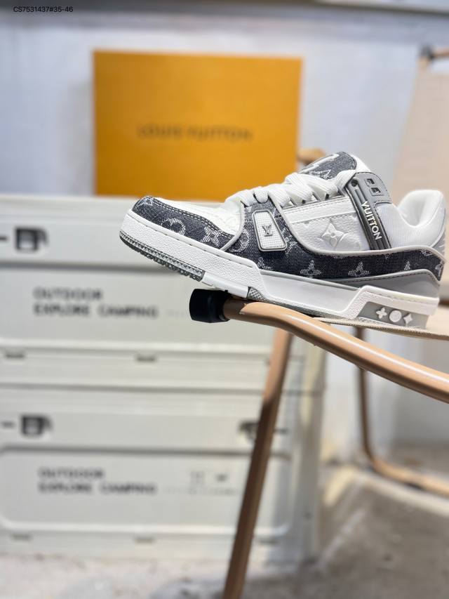 福利特价路易威登 Louis Vuitton Lv路易威登板鞋 DDD 新款 Lv Trainer最新配色运动鞋 L家 篮球鞋风格运动鞋 该鞋由艺术总监 Vir