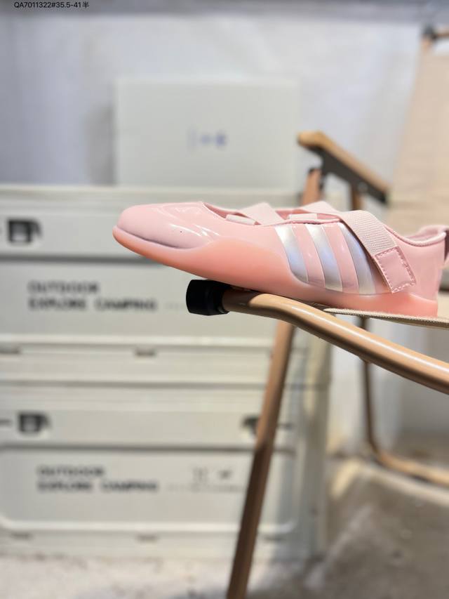 Adidas Originals Taekwondo By Ch X Edc DDD 阿迪芭蕾舞风 薄底生活休闲鞋 DDD 经典圆头配交叉弹力绑带 DDD 一脚