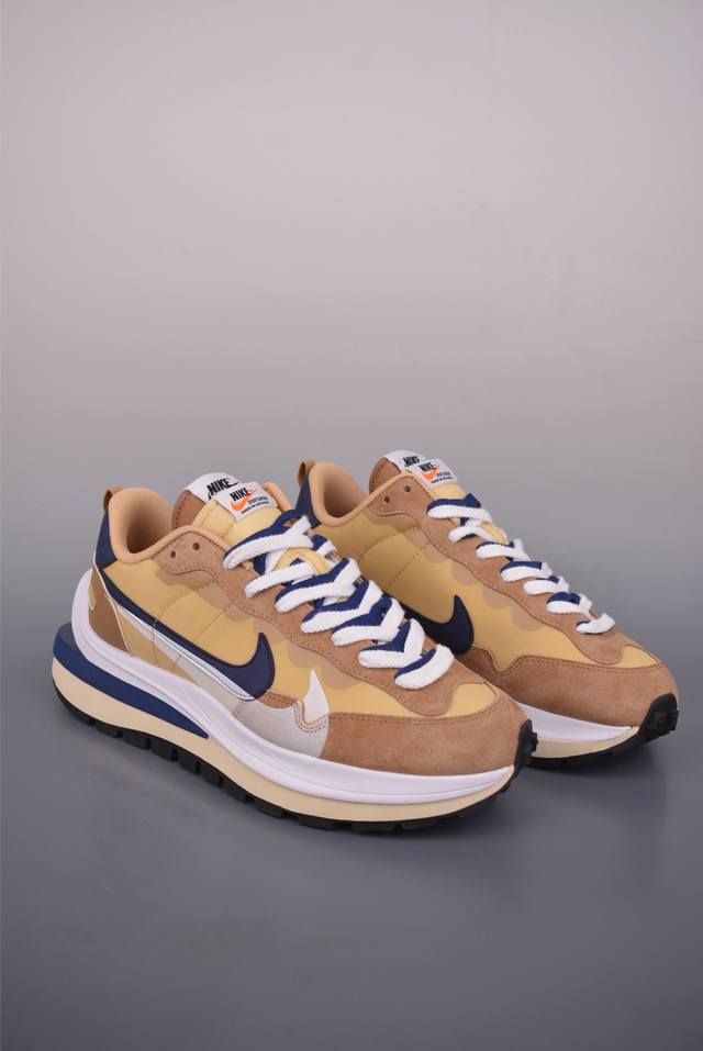 Sacai X Nike Vaporwaffle DDD 联名解构走秀款 纯原版本 DDD 清洁度鞋型全网第一 DDD 原楦原纸板 同步原厂生产工艺流程 DDD