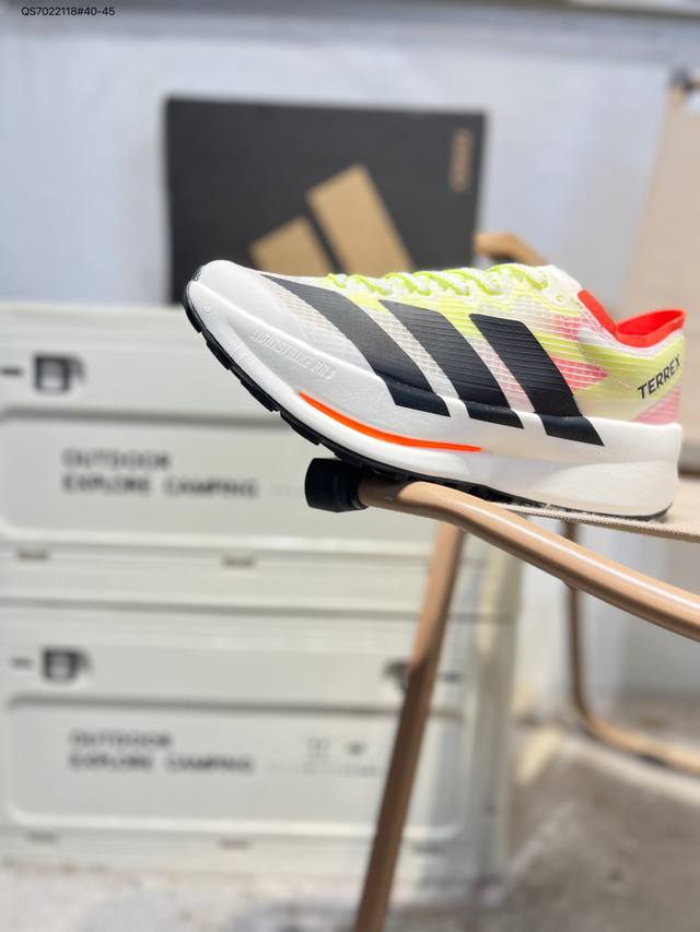 Adidas Terrex Agravic Speed Ultra 2 舒适耐用跑步鞋 运动休闲跑鞋 DDD Agravic Speed 2采用较薄的“Ligh