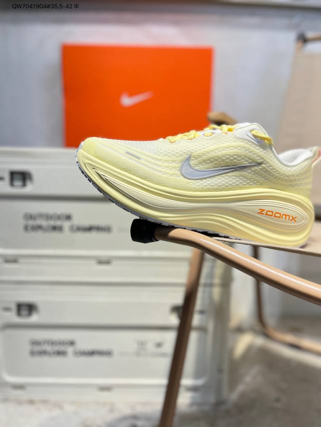耐克 Nike Air Zoomx Vomero 18代耐克登月减震跑步鞋 Im5020 Qw704 4#35.5-42半 DDD