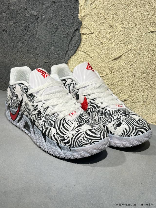 经典实拍 DDD Nike Sb Dunk Low 飞钩 DDD 原装头层材料 独家版型蒸餾加工 DDD 帶來的是更好的视觉和脚感体验 DDD 大厂纯原品质出货