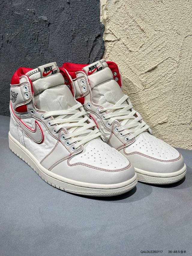 Air Jordan Aj1 Retro High Low原装版本 DDD 极限压缩利润空间 超乎所想的高性价比 用料绝不含糊 上手即享受质感 工艺方面大到整体