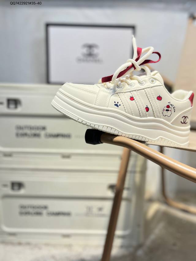 Chanel香奈儿2025新款 众多明星网红上脚 #鞋面采用Tpu材质 扣饰经过防氧化防腐蚀处理原版大扣 并非市场上的烤漆掉色便宜扣饰 #大底采用一比一原版超轻