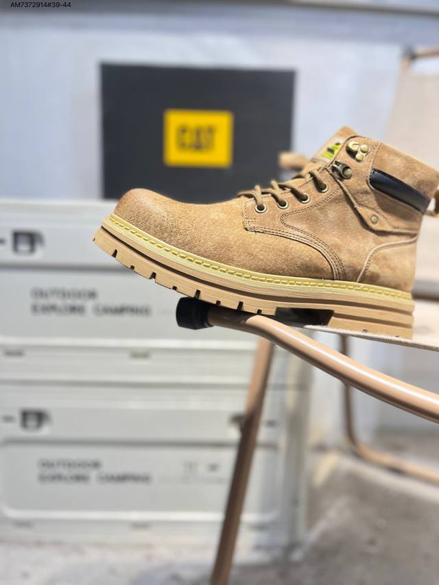 Cat 卡特 硬汉推土机品牌 DDD 系列工装休闲鞋 DDD 天猫同款 全新出炉 工艺品质 专为高端海淘代购客户准备 鞋面采用头层磨砂牛皮 此款每年销量爆炸Pw