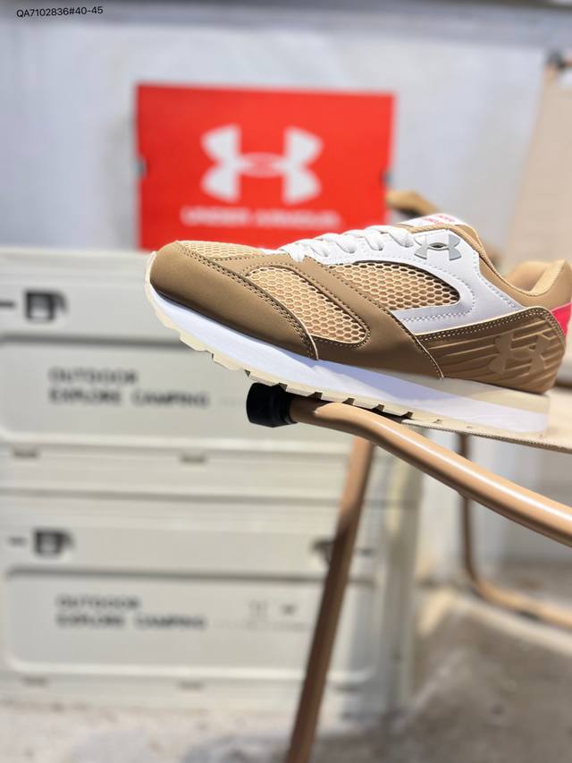 安德玛 Underarmour 春夏Jogger男子透气运动跑步休闲鞋3028387烟尘灰，安德玛Jogger运动休闲鞋：运动与生活的完美融合，安德玛Jogge