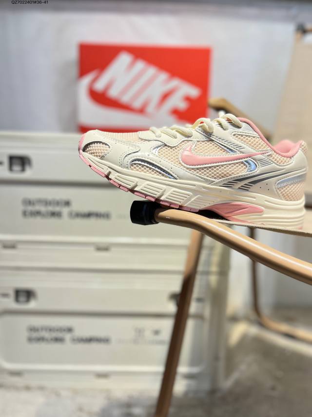 Nike Vomero Premium Air气垫20 周年 DDD 舒适百搭防滑耐磨 支撑缓震低帮 休闲跑步鞋 DDD 时尚外观和运动美学 结合泡棉缓震配置