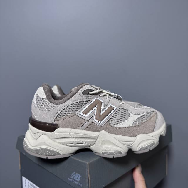 新配色 DDD Nb9060松紧扣儿童老爹运动鞋 DDD Size：24-36码 DDD 经典Nb9060老爹款 DDD 松紧扣设计，附赠一对鞋带，穿脱方便 D