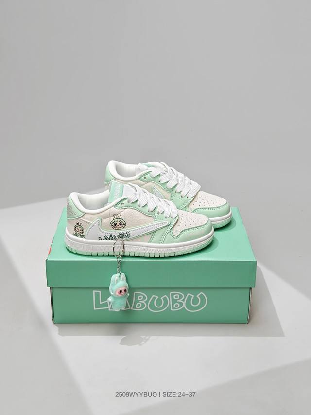 童鞋乔丹 Air Jordan 1 Low Aj1 乔1Labubu联名款倒勾低帮休闲板鞋 货号：Cq4277 002 DDD 码数：24 25 26 27 2