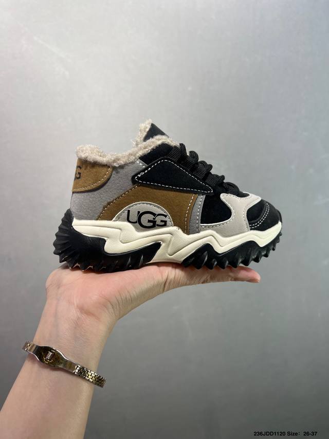 特价福利 可退换 DDD 27-37 DDD 哈哈泰裤辣 家有萌娃的家长们，这双心心念念好看又保暖的Ugg运动鞋终于等到啦 还不速速入手 让宝贝在户外也能酷帅出