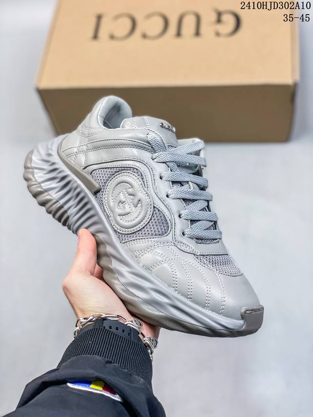 公司级高奢品牌 古驰 Gucci Embossed Platform With Chunky Sneaker 厚底系列低帮松糕百搭皮革休闲运动小白板鞋“皮革燕麦