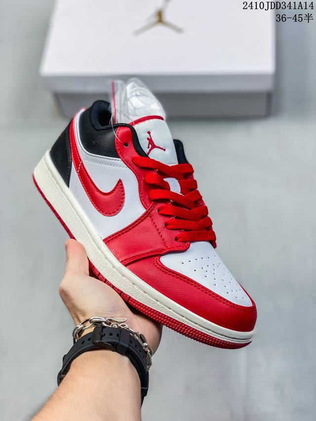 公司级nike Air Jordan 1 Low Aj1乔1低帮休闲板鞋 同步官方配色 头层皮打造 正确满胶鞋垫 四线拉帮 原厂织唛标 鞋舌高弹海绵填充 尺码：