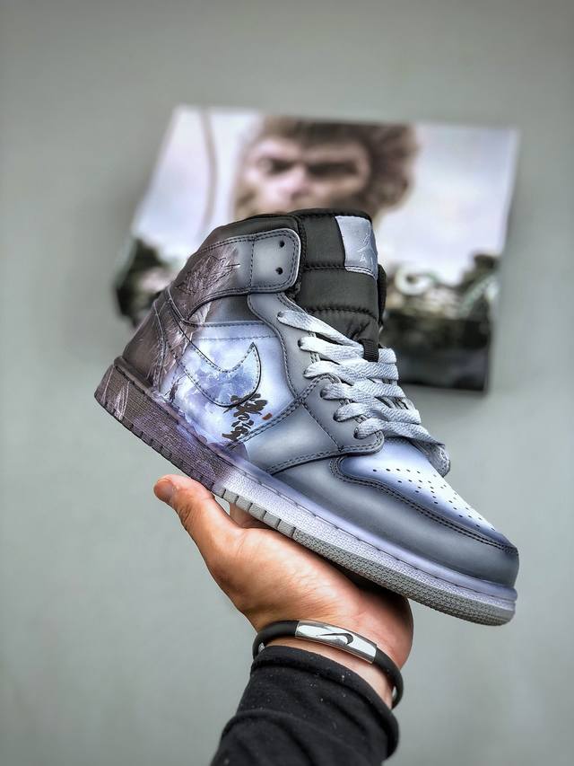 Air Jordan 1 Mid Aj1 乔1黑神话悟空 高端定制 中帮复古篮球鞋 554724 078 #定制鞋盒 大厂纯原品质出货 超高清洁度 皮料切割干净