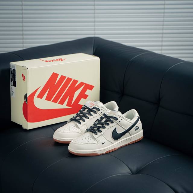 Nike Dunk 全套原楦原模倾力打造完美版型 独家原厂航空铝磨具打磨大底 鞋头坡度极致还原 无解鞋型 原盒原配 圈内天花板工艺 原厂冲刀 超高清洁度 全鞋零
