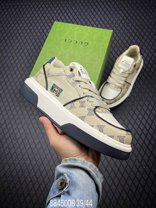 Gucci 轻奢单品鞋 广东品质原厂 高奢古驰gucci Screener Gg High-Top Sneaker休闲潮鞋系列意大利进口超软小牛皮+刺绣搭配 原