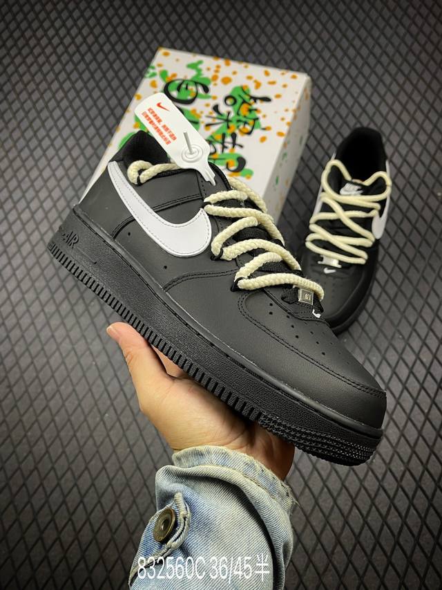 Nk Air Force 1‘07 Low 熊猫解构 空军一号低帮休闲板鞋 #整体配色以黑白色为主，解构风格，增加个性的同时提高舒适性。搭配解构风双鞋带，潮流属