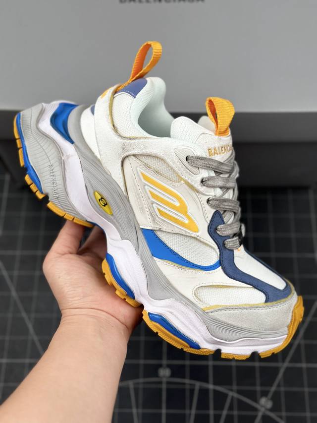 核心私 I8版 巴黎纯原 Balenciaga巴黎世家 Cargo 圆头系带 低帮生活休闲鞋 巴黎十一代 采用超细纤维和网布 其前卫的设计、夸张的体积和反光细节