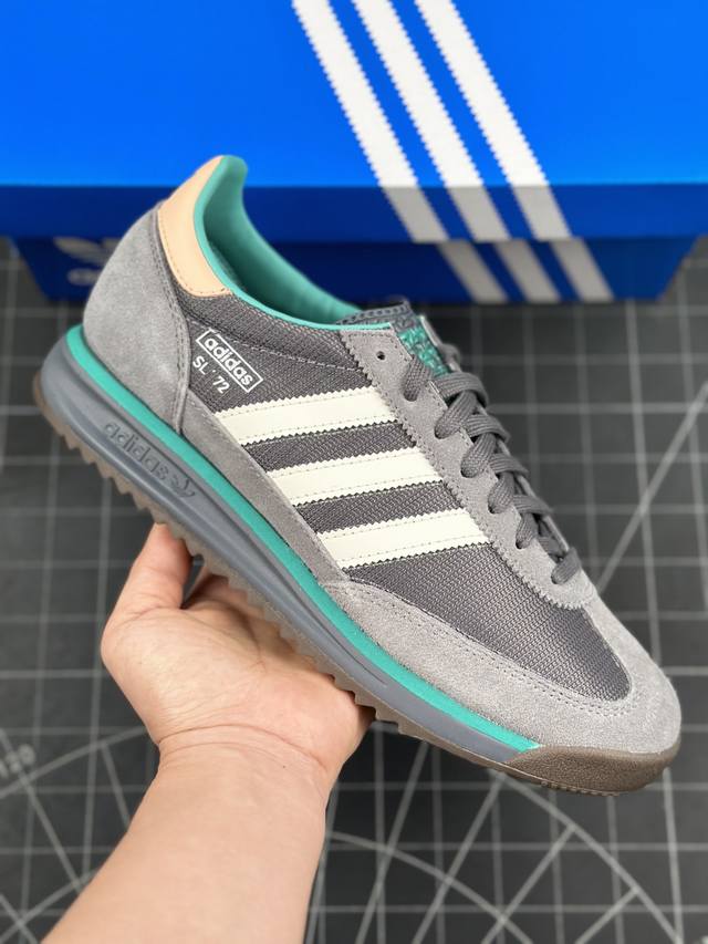 核心私 阿迪达斯adidas Sl72 Rs系列德训足球风百搭低帮休闲运动板鞋 #男女鞋半码制#采用长绒翻毛皮组合牛津布鞋面材质#内嵌环保海玻璃鞋垫#中底搭载一