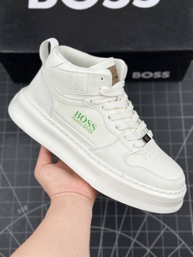核心私 Boss 雨果博斯 开春新款钢印版本新款德国高端品牌专柜同步新款、以奢华高端设计出货 鞋面采用原版进口哪怕纳帕小牛皮配网布滴胶而成 。原版水染牛皮内里