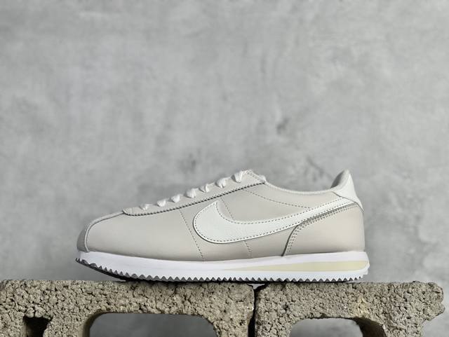 Pf版 Nk Classic Cortez 阿甘皮面休闲跑鞋 货号：Dn179 02 尺码：35.5-39