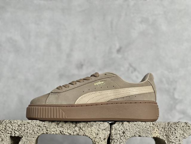 Puma Suede Platform 彪马三明治厚底金标男女款复古休闲鞋增高运动鞋松糕跟板鞋 整双鞋款以经典的puma Suede鞋面为基底 采用高级麂皮材质