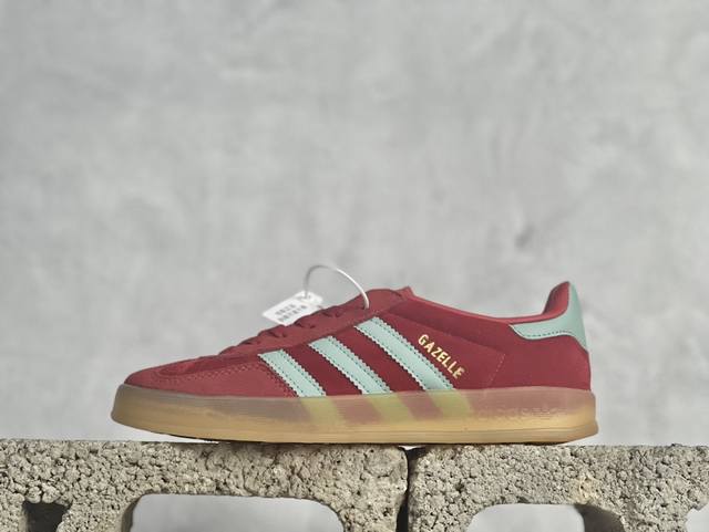 Ad Original Gazelle Indoor Trainers 瞪羚室内鞋系列低帮复古百搭休闲运动德训风板鞋 红蓝 Ig6786高端零售特供批次 原厂定
