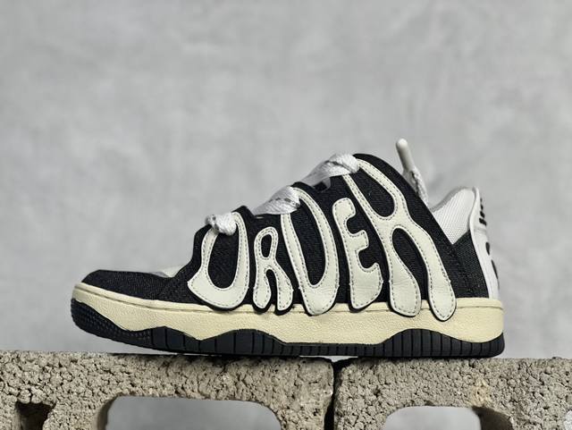 Old Order Skater 001 联名复古时尚滑板鞋面包鞋 复古滑板鞋 风格回潮 Old Order 品牌推出了原创鞋款skater-001 一双兼具了