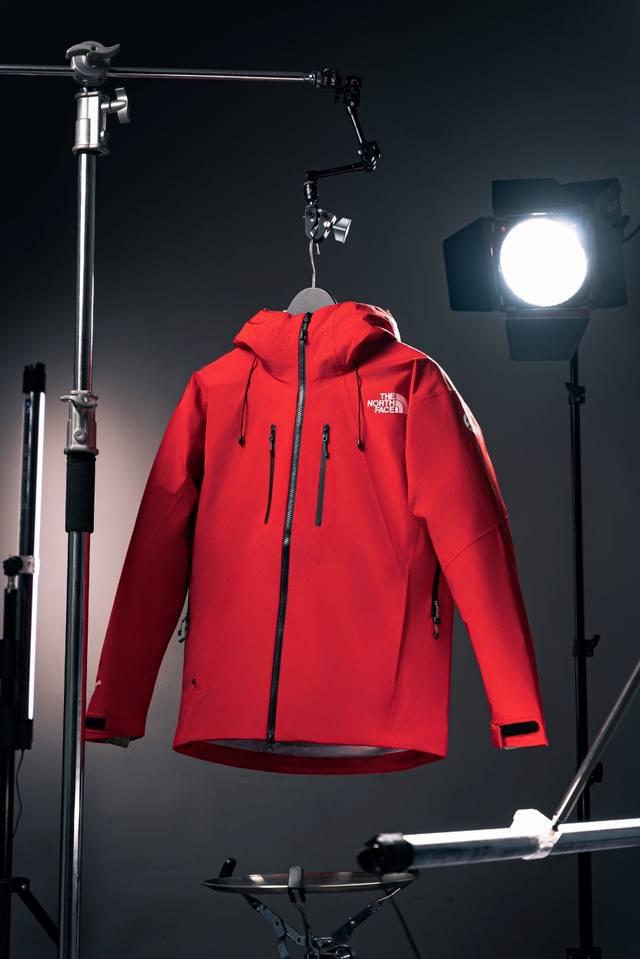 渠道优势，！ 外贸保真版 北面 北面巅峰冲锋衣 The North Face 纯色logo印花长袖连帽 山系 硬壳 其他冲锋衣 男款 红色 尺码 Xs S M