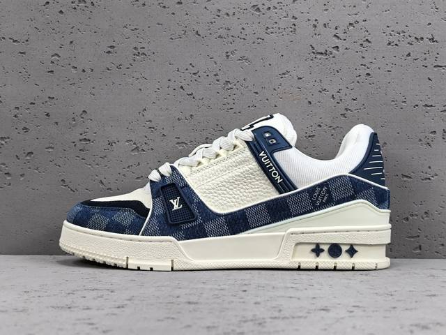 渠道优势 ！ 专柜版 驴牌 Lv Trainer 情侣限定系列 休闲 低帮 时尚板鞋 棋盘格 尺码 38 39 40 41 42 43 44 45 46 男款