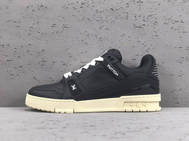 渠道优势 ！ 专柜版 驴牌 Lv Trainer 情侣限定系列 休闲 低帮 时尚板鞋 尺码 38 39 40 41 42 43 44 45 46 男款 注：此款
