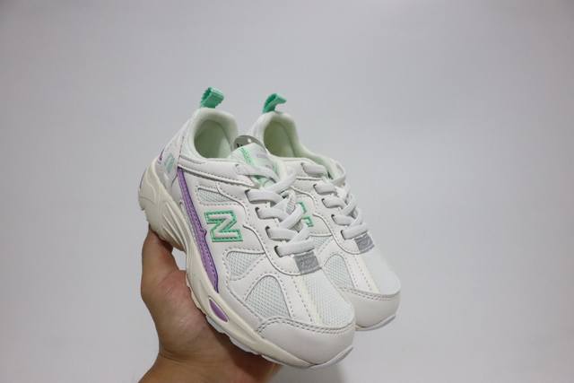 专G版牛B新款878松紧带儿童运动鞋 SIZE：26-37码 市面上最顶级版，懂得入 颜值天花板878系列 潮童必备单品 拼皮网面透气舒适 橡胶耐磨防滑大底，脚