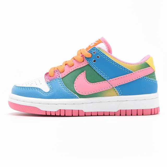 新款出货 原装 NK SB Dunk Low Pro 联名款低邦时尚童鞋 FC1688-410 鞋码：22 23 24 25 26 27 28 29.5 30