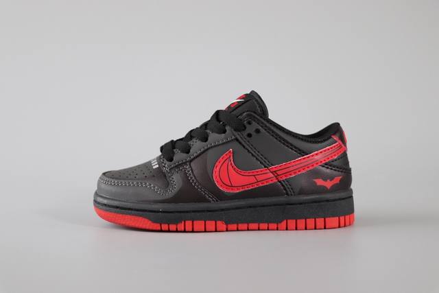 新款出货 原装 NK SB Dunk Low Pro 联名款低邦时尚童鞋 FDD139 5 鞋码：22 23 24 25 26 27 28 29.5 30 31